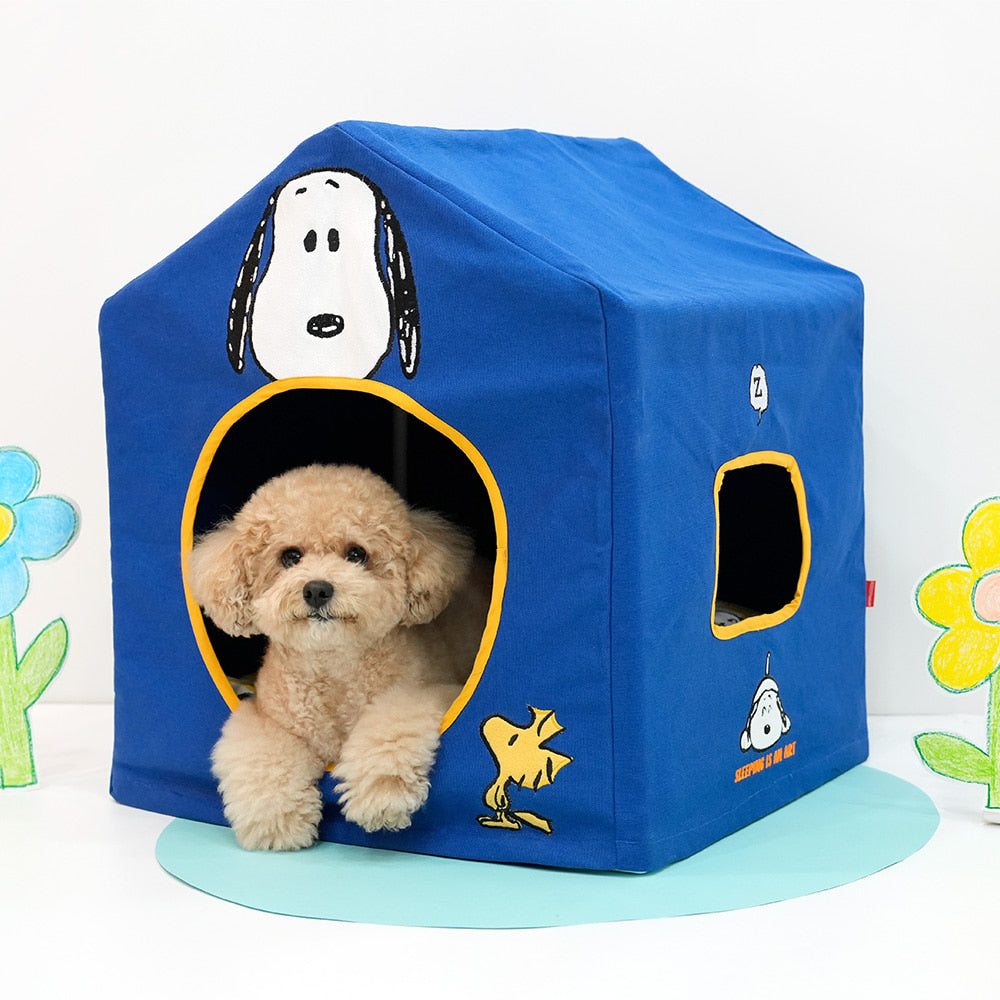 Snoopy Placid Frame Pet House – 2 Colors