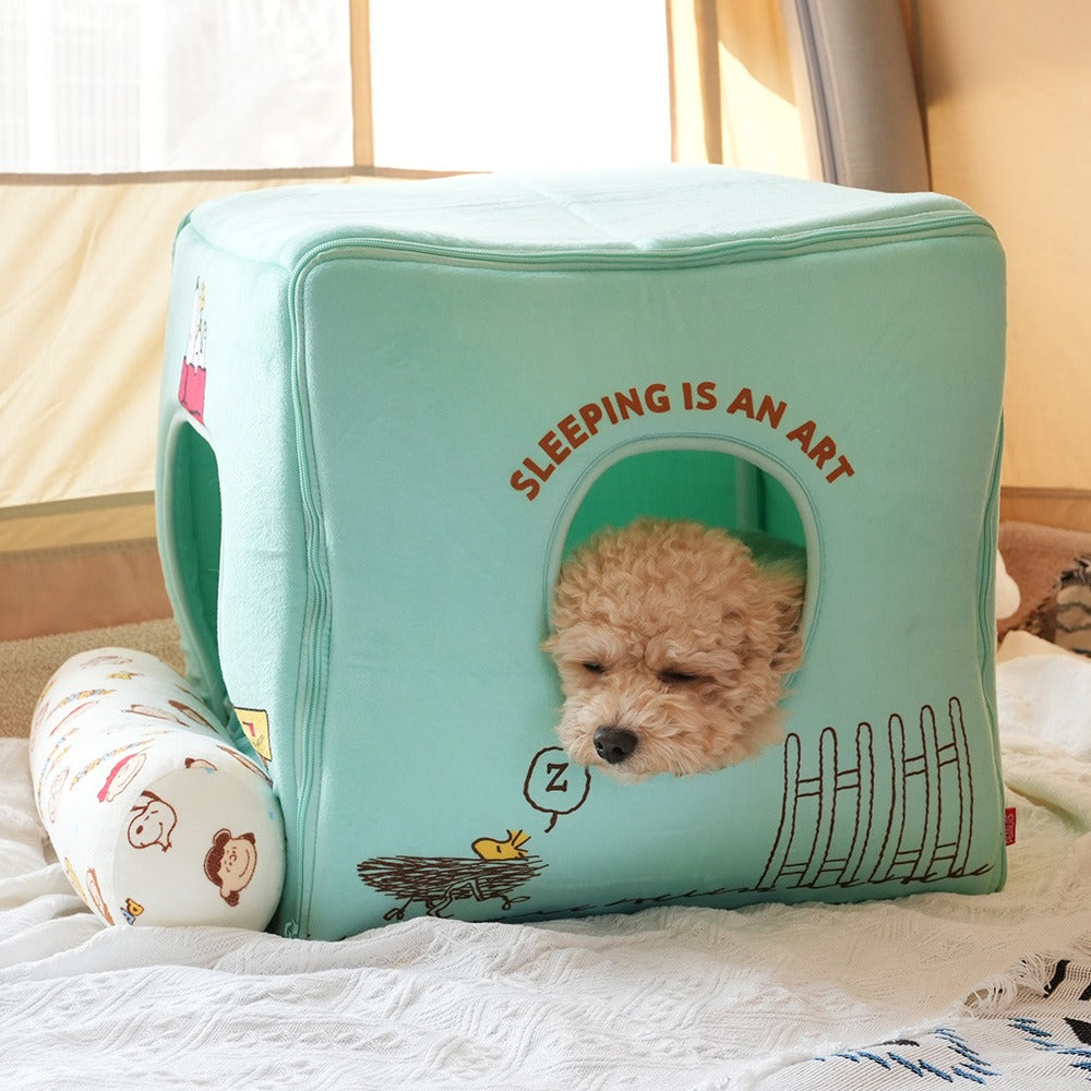 Snoopy Pet House - 2 Colors