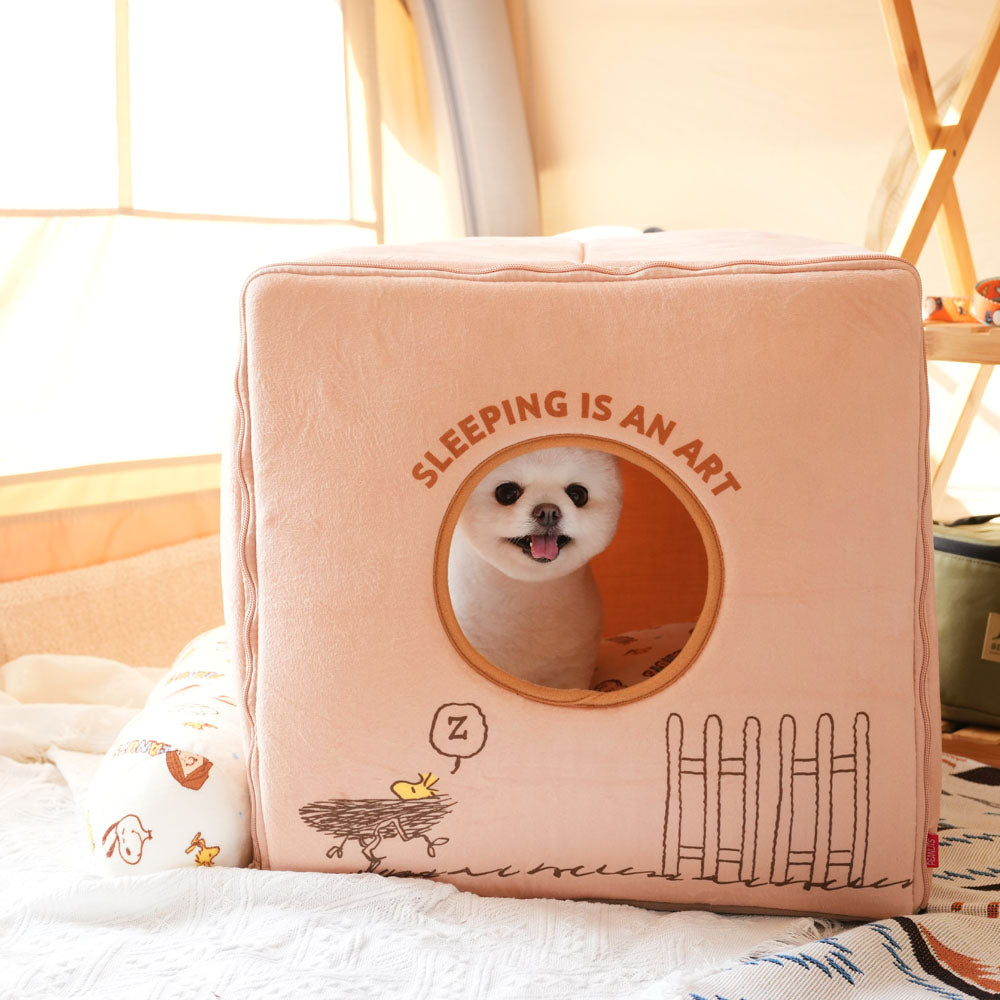 Snoopy Pet House - 2 Colors
