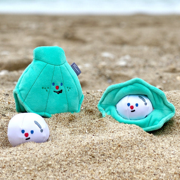 Pearly Clam Nosework Toy